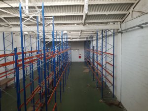 Nave Ind. Pareada en Venta en Gava