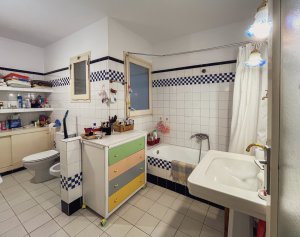 Casa Chalet Unifamiliar Adosada en Venda a Esparreguera