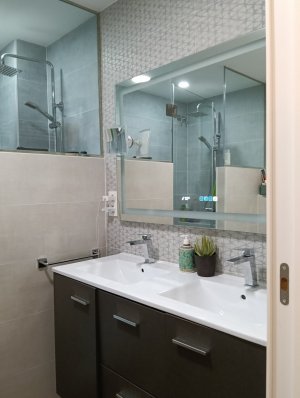 Casa Chalet Unifamiliar Adosada en Venta en Bruc (el)