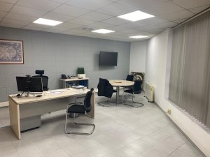 Nave Ind. Aislada en Alquiler en Hospitalet De Llobregat (l')