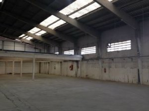 Nave Ind. Pareada en Alquiler en Martorell