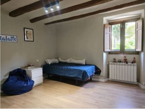 Casa Chalet Unifamiliar Adosada en Venta en Collbato