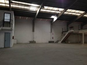 Nave Ind. Pareada en Alquiler en Martorell