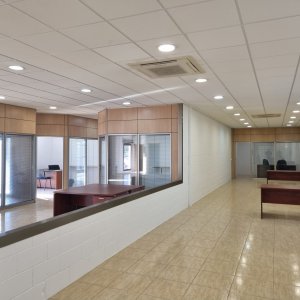 Nave Ind. Pareada en Alquiler en Abrera