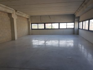 Nave Logistica en Alquiler en Polinya