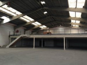 Nave Ind. Pareada en Alquiler en Martorell