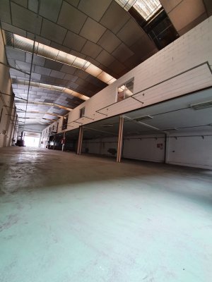 Nave Almacen en Venda/Lloguer a Rubi
