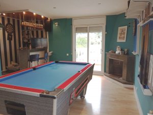 Casa Chalet Unifamiliar Aislado en Venda a Esparreguera