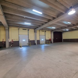 Nave Ind. Pareada en Alquiler en Abrera