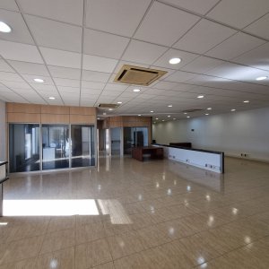 Nave Ind. Pareada en Alquiler en Abrera