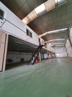 Nave Almacen en Venda/Lloguer a Rubi
