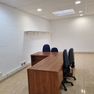 Nave Ind. Pareada en Alquiler en Abrera