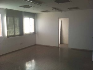 Nave Ind. Pareada en Venda a Esparreguera