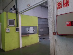 Nave Ind. Pareada en Venta en Gava