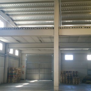 Nave Ind. Pareada en Alquiler en Barbera Del Valles