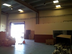 Nave Ind. Pareada en Venta en Abrera