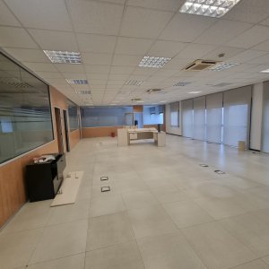Nave Ind. Aislada en Alquiler en Sabadell