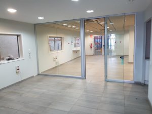 Nave Ind. Pareada en Venta en Gava