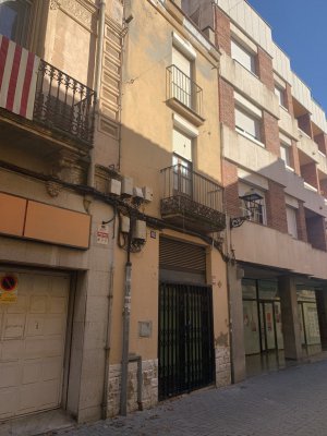 Casa Chalet Unifamiliar Adosada en Venta en Esparreguera