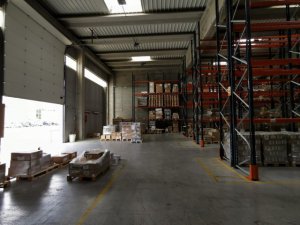 Nave Almacen en Alquiler en Montornes Del Valles