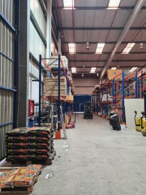 Nave Ind. Aislada en Venta en Montcada I Reixac