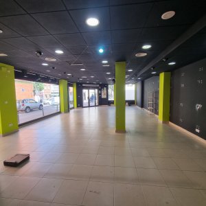 Local Establecimiento en Alquiler en Esparreguera