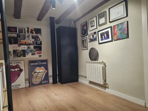 Casa Chalet Unifamiliar Adosada en Venta en Collbato