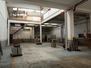 Nave Almacen en Venda a Abrera