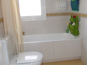 Piso Bajo en Venta en Martorell