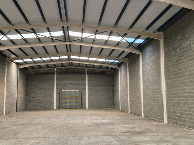 Nave Almacen en Lloguer a Abrera