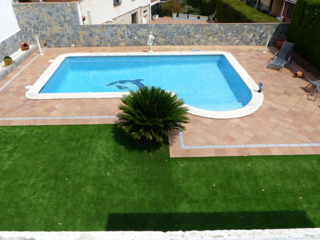Casa Chalet Unifamiliar Aislado en Venta en Esparreguera
