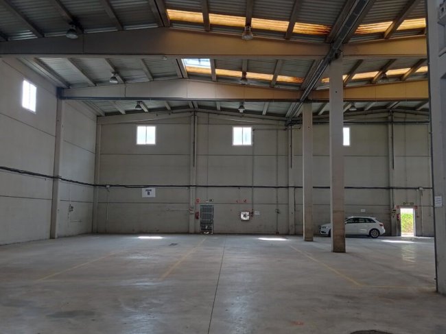 Nave Ind. Aislada en Lloguer a Barbera Del Valles