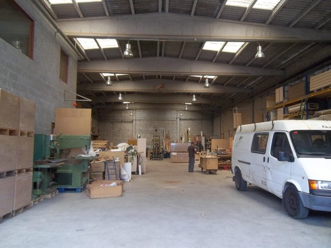 Nave Ind. Pareada en Venta en Castellvi De Rosanes