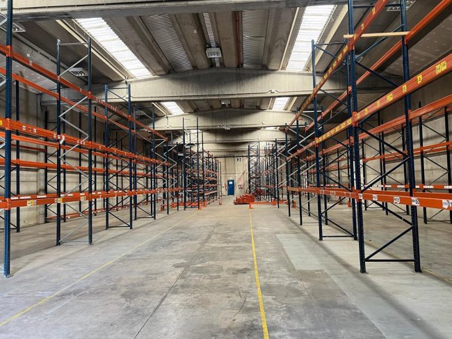 Nave Almacen en Alquiler en Terrassa